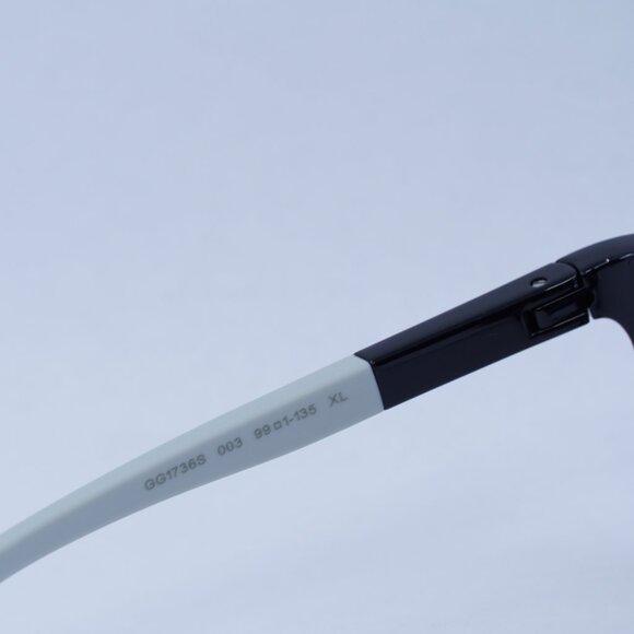 🕶️ New Gucci GG1736S 003 Sunglasses - Black Frame, Smoke with GG Pattern Lenses - Picture 7 of 11